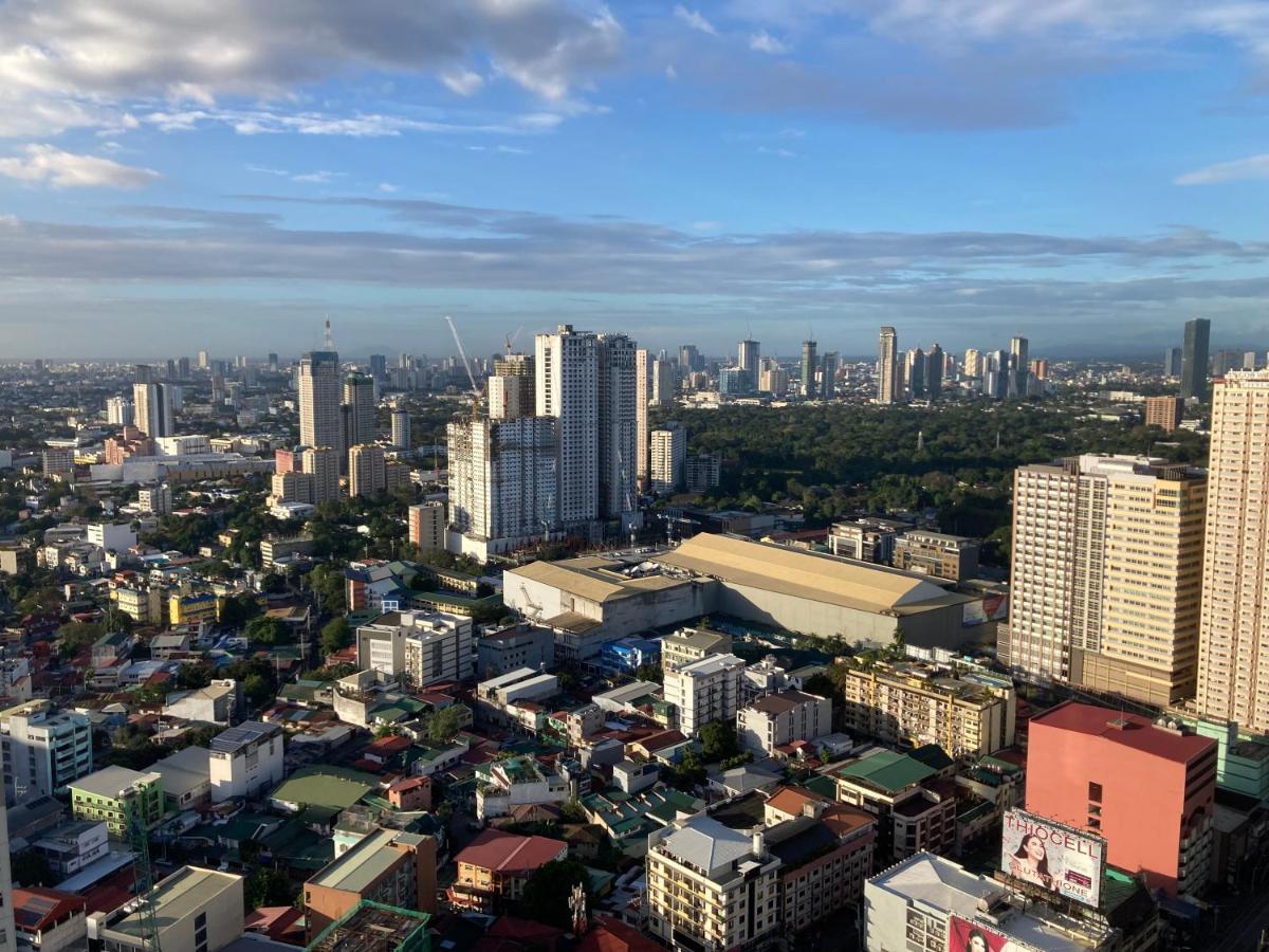 Penthouse Studio At Fame Residence 41St Floor, Shangrila-Megamall Manila Bagian luar foto